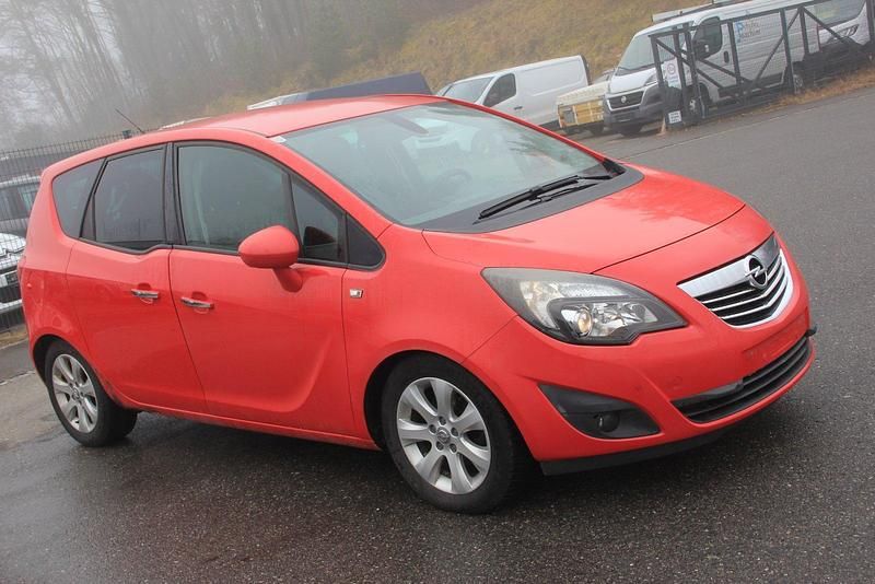 Gebraucht Opel Meriva 95 PS (69 kW) 2012 Van / Kleinbus