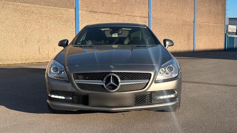 Gebraucht Mercedes SLK200 184 PS (135 kW) 2014 Grau Cabrio