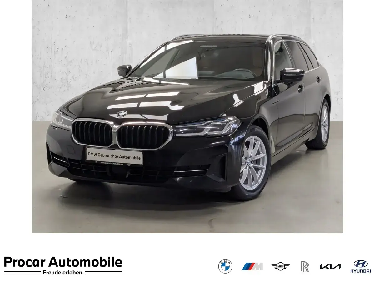 Gebraucht BMW 520 Sport Line 190 PS (139 kW) 2023 Kombi