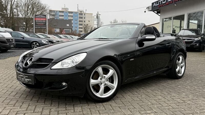 Schwarz Gebraucht 2007 Mercedes SLK200 Edition Cabrio | 13.950 € (Teuer) - Bild 1/4