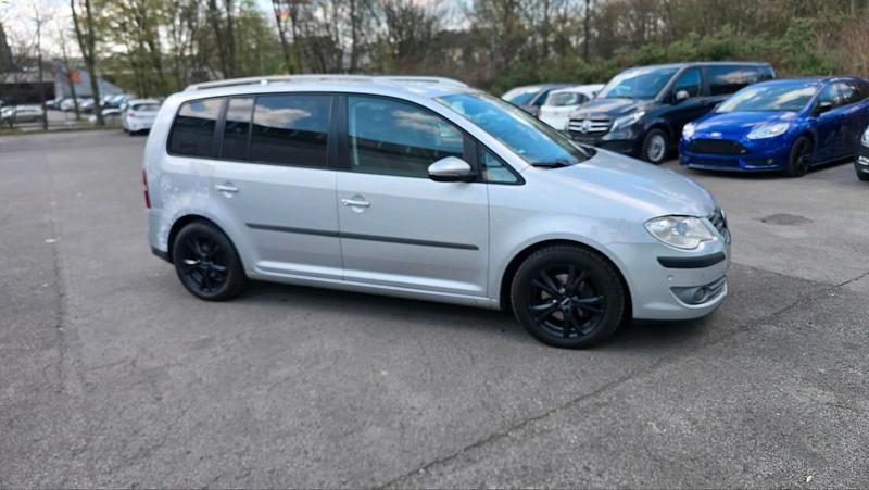Gebraucht VW Touran 140 PS (102 kW) 2010 Silber Van / Kleinbus