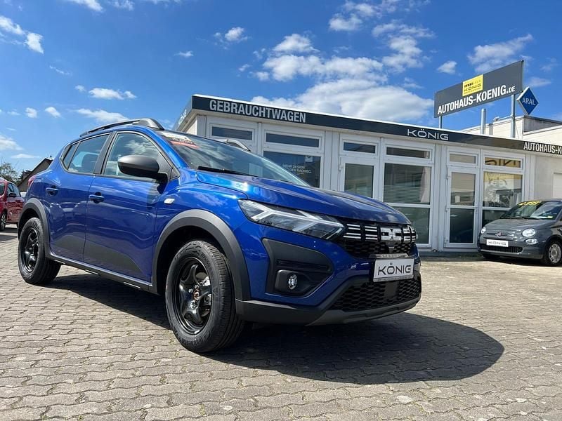 Gebraucht Dacia Sandero Expression 91 PS (66 kW) 2023 Blau Limousine