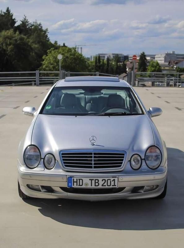 Gebraucht Mercedes CLK230 Elegance 197 PS (144 kW) 2002 Silber Coupé