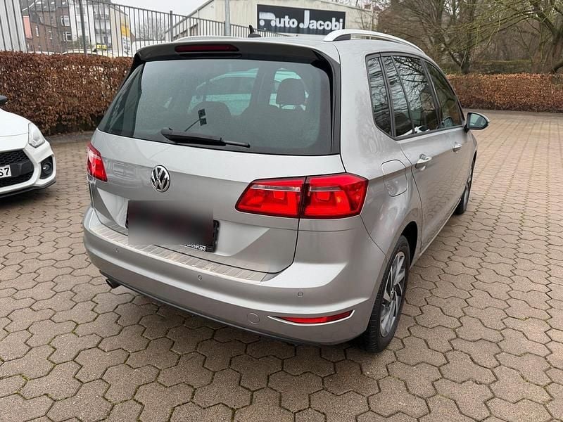 Gebraucht VW Golf Sportsvan Sound 116 PS (85 kW) 2018 Grau Van / Kleinbus