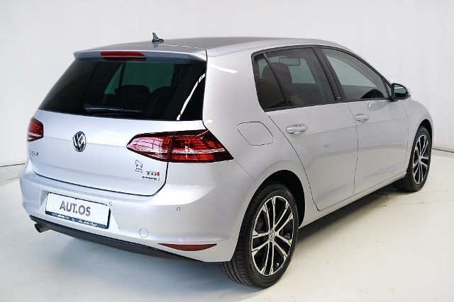 Gebraucht VW Golf VII Allstar 110 PS (80 kW) 2016 Silber metallic Limousine