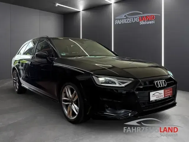 Gebraucht Audi A4 Advanced 190 PS (139 kW) 2020 Schwarz Kombi