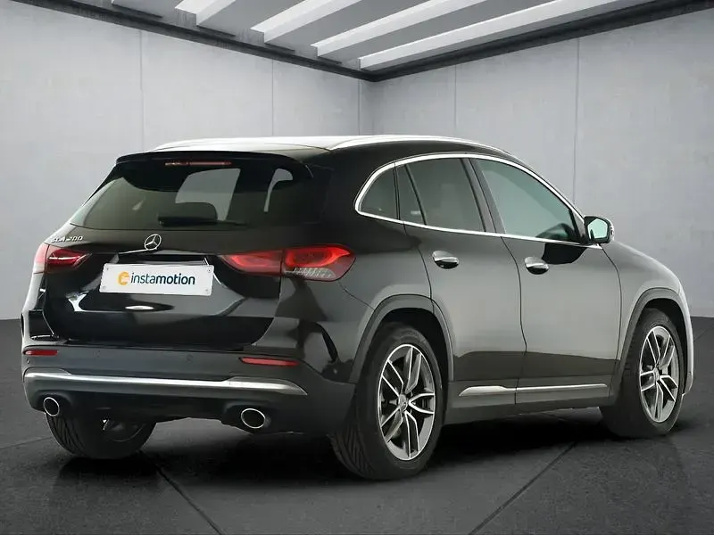 Gebraucht Mercedes GLA35 AMG AMG 306 PS (225 kW) 2022 Schwarz SUV