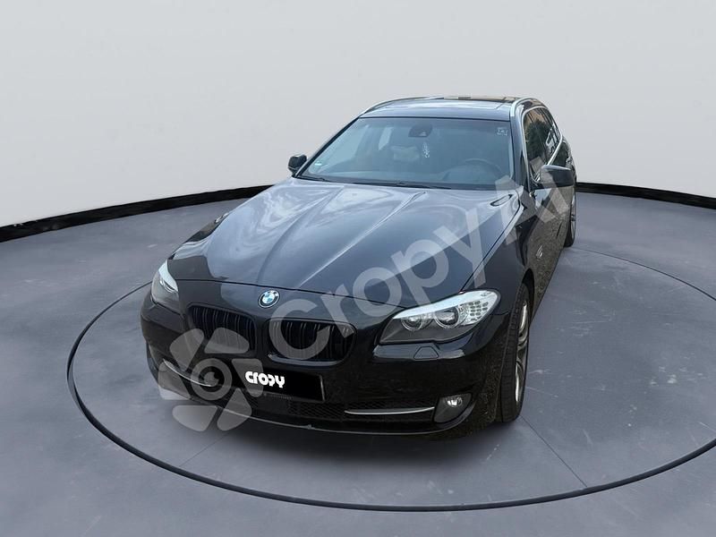 Schwarz Gebraucht 2011 BMW 530 Kombi | 8.000 € (Guter Preis) - Bild 1/4