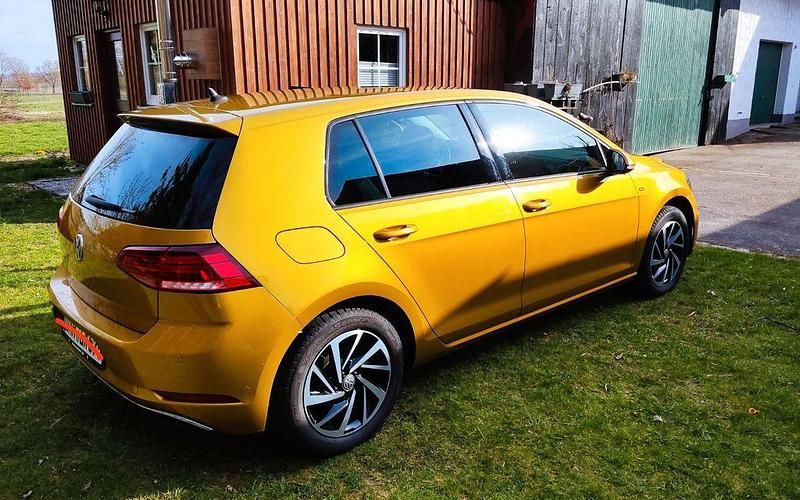 Gebraucht VW Golf VII Join 150 PS (110 kW) 2018 Gelb Limousine