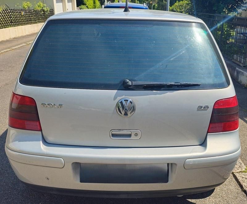 Gebraucht VW Golf IV 115 PS (84 kW) 2000 Grau Limousine