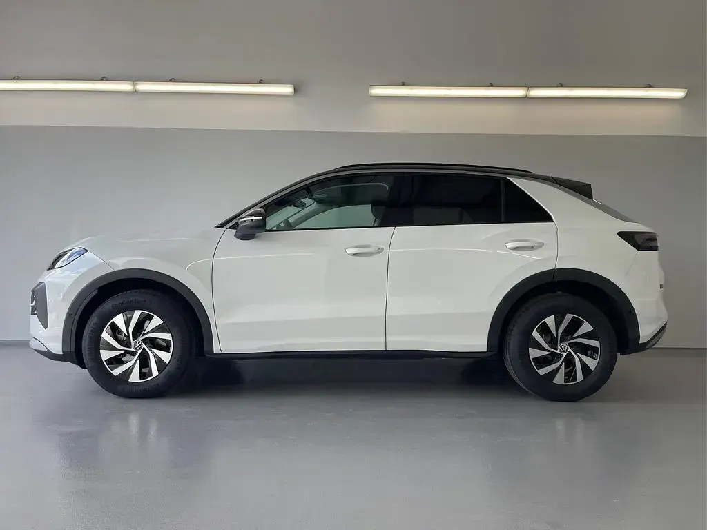 Neu VW T-Roc Life 150 PS (110 kW) 2026 [0qa1] pure white / dach schwarz SUV