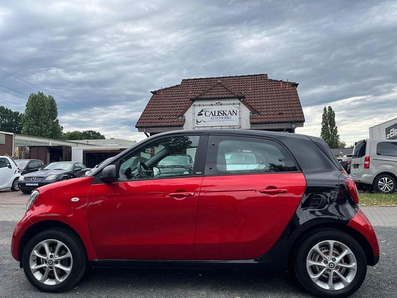 Rot Gebraucht 2018 Smart ForFour Passion Kleinwagen | 12.750 € (Fairer Preis) - Bild 1/4