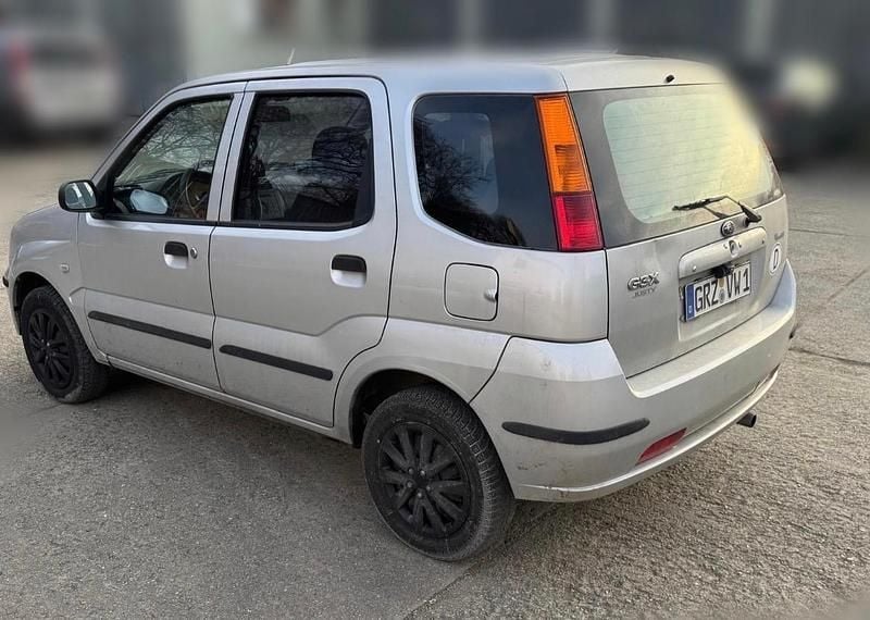 Gebraucht Subaru Justy 94 PS (69 kW) 2003 Silber Kleinwagen