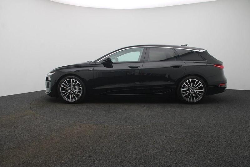 Neu Audi e-tron S-Line 314 kW (428 PS) 2026 Schwarz SUV