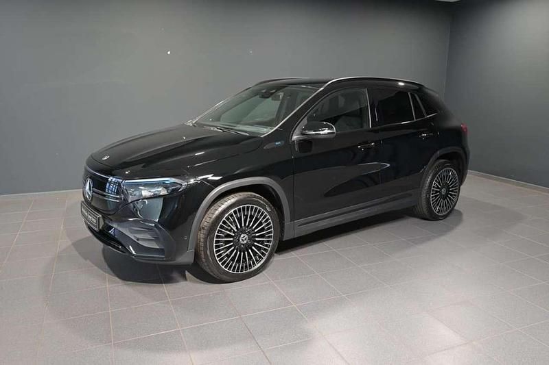 Unilack nachtschwarz Gebraucht 2021 Mercedes EQA250 AMG SUV | 28.900 € (Superpreis) - Bild 1/3