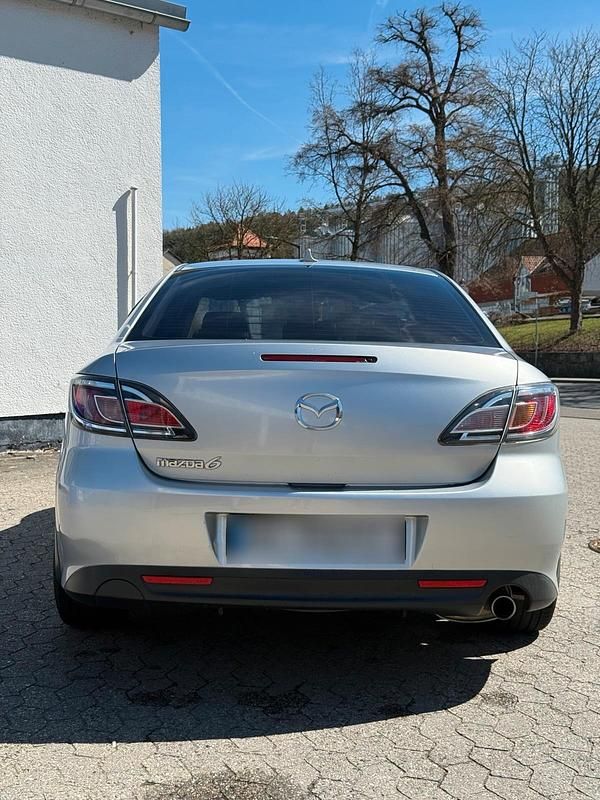 Gebraucht Mazda 6 Exclusive 120 PS (88 kW) 2010 Grau Limousine