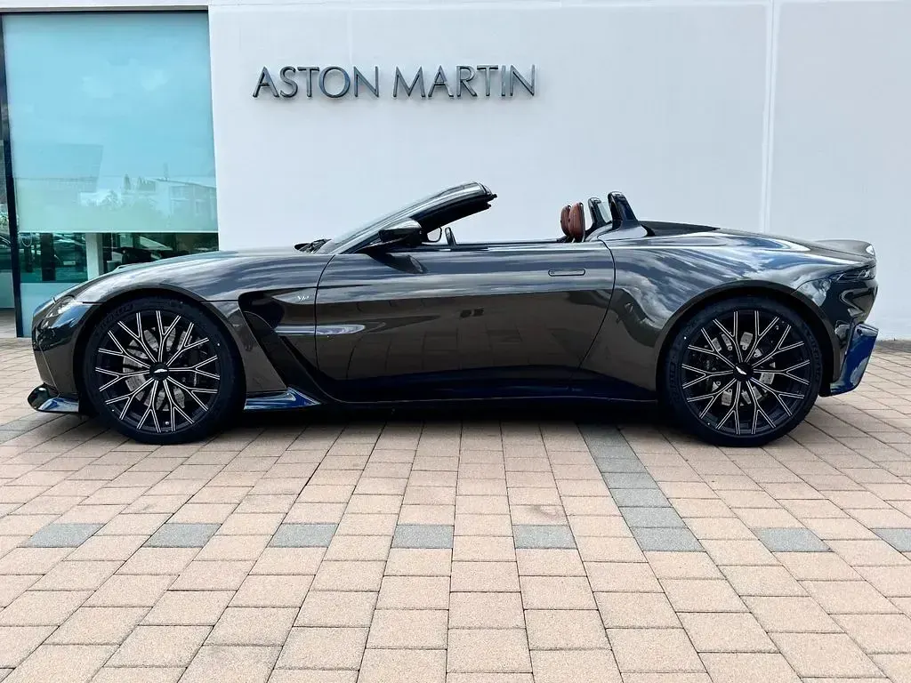 Gebraucht Aston Martin V12 Vantage 700 PS (514 kW) 2023 Grau Cabrio