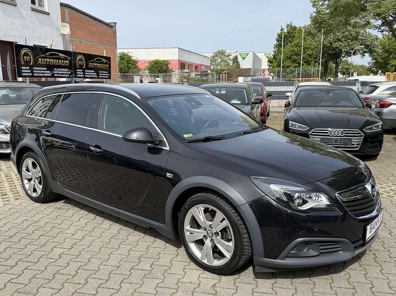 Gebraucht Opel Insignia Basis 170 PS (125 kW) 2016 Graphitschwarz/carbon flash/ Kombi