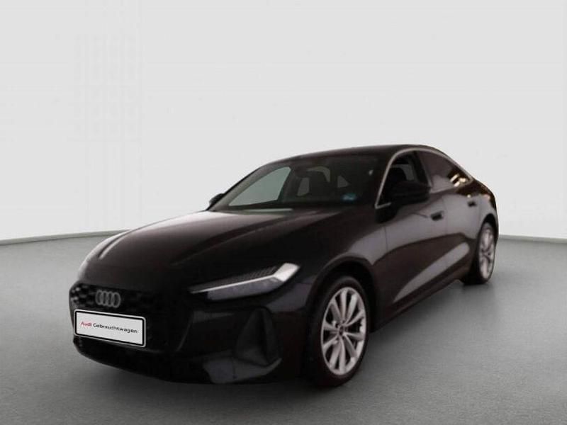 Gebraucht Audi A5 Sport 204 PS (150 kW) 2025 Schwarz Limousine