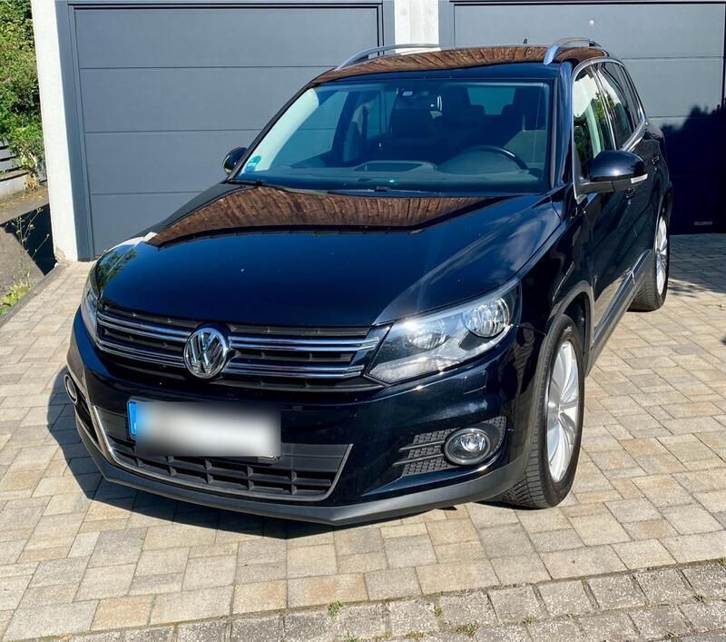 Schwarz Gebraucht 2014 VW Tiguan Sportline SUV | 12.490 € (Fairer Preis) - Bild 1/4