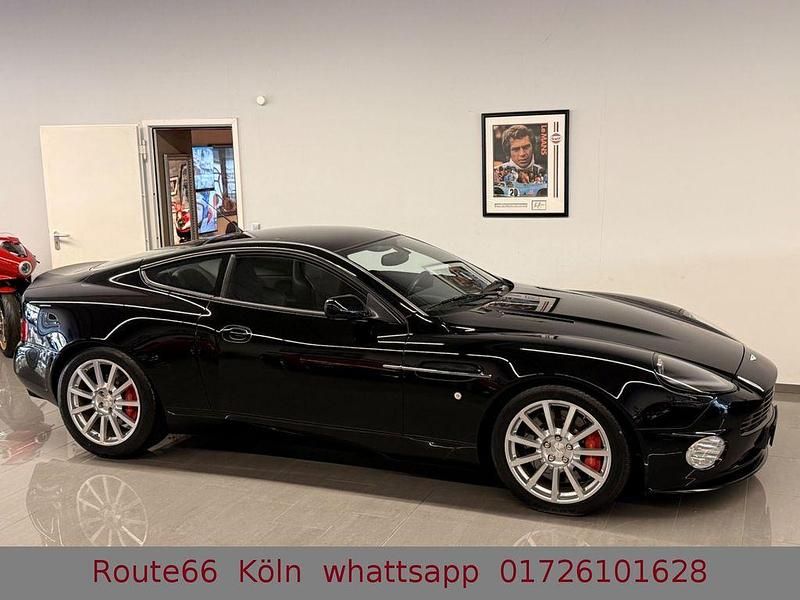 Używany Aston Martin Vanquish 528 KM (388 kW) 2008 Czarny Coupe