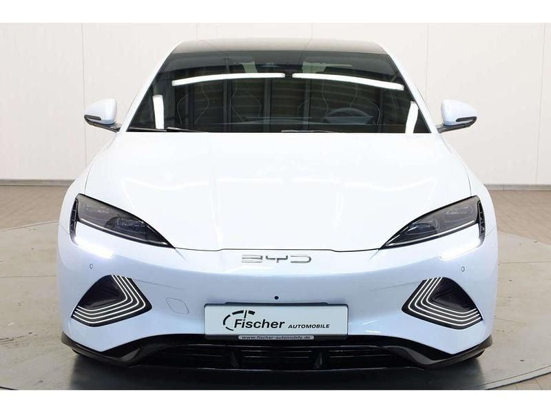 Gebraucht BYD Seal Design 230 kW (313 PS) 2025 Polar white Limousine