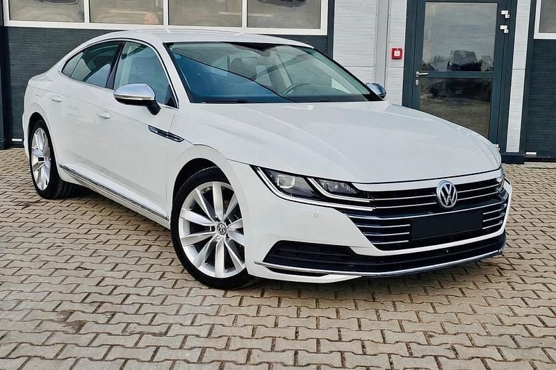 Gebraucht VW Arteon Elegance 150 PS (110 kW) 2017 Weiß Kleinwagen
