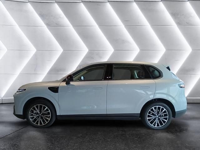 Neu Leapmotor B10 160 kW (218 PS) 2026 Silber SUV