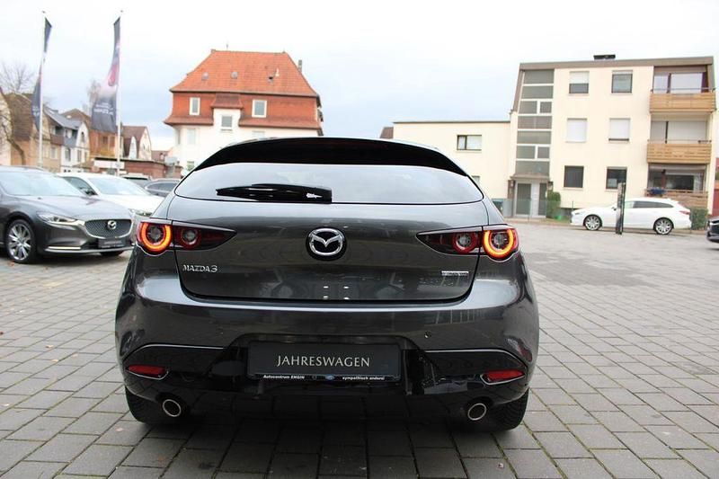 Gebraucht Mazda 3 Nagisa 140 PS (102 kW) 2025 Grau Limousine