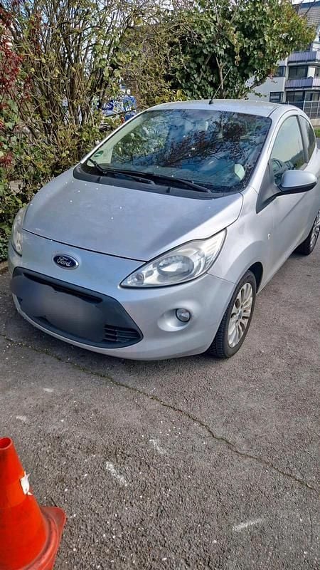 Gebraucht Ford Ka 70 PS (51 kW) 2011 Silber Kleinwagen