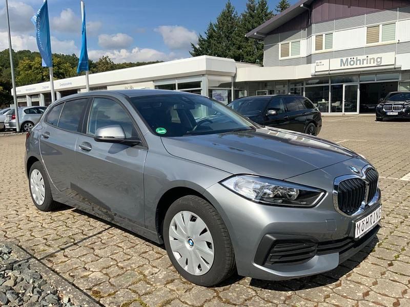 Gebraucht BMW 116 109 PS (80 kW) 2022 Grau Kleinwagen