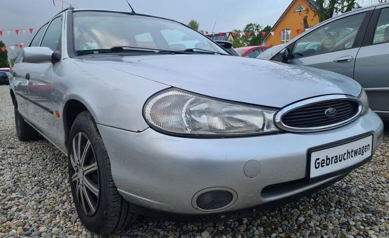 Silber Gebraucht 1998 Ford Mondeo Ambiente Kombi | 990 € (Teuer) - Bild 1/4