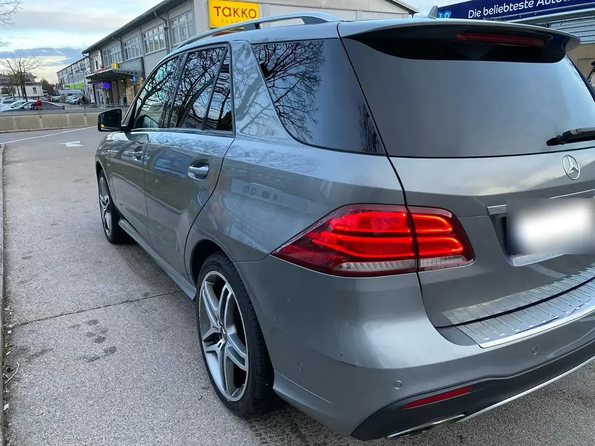 Gebraucht Mercedes GLE450 AMG 367 PS (269 kW) 2016 Grau SUV