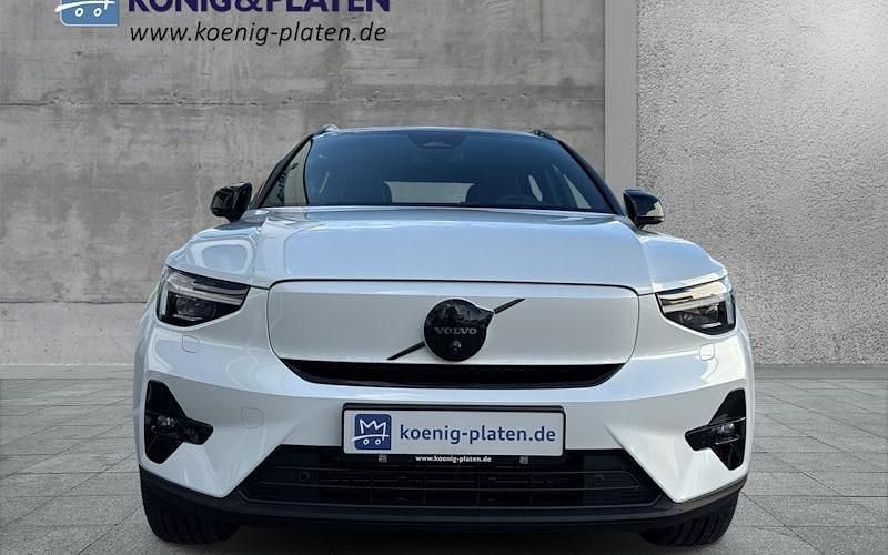 Gebraucht Volvo EX40 Ultra 185 kW (252 PS) 2025 Crystal white (weiß) SUV