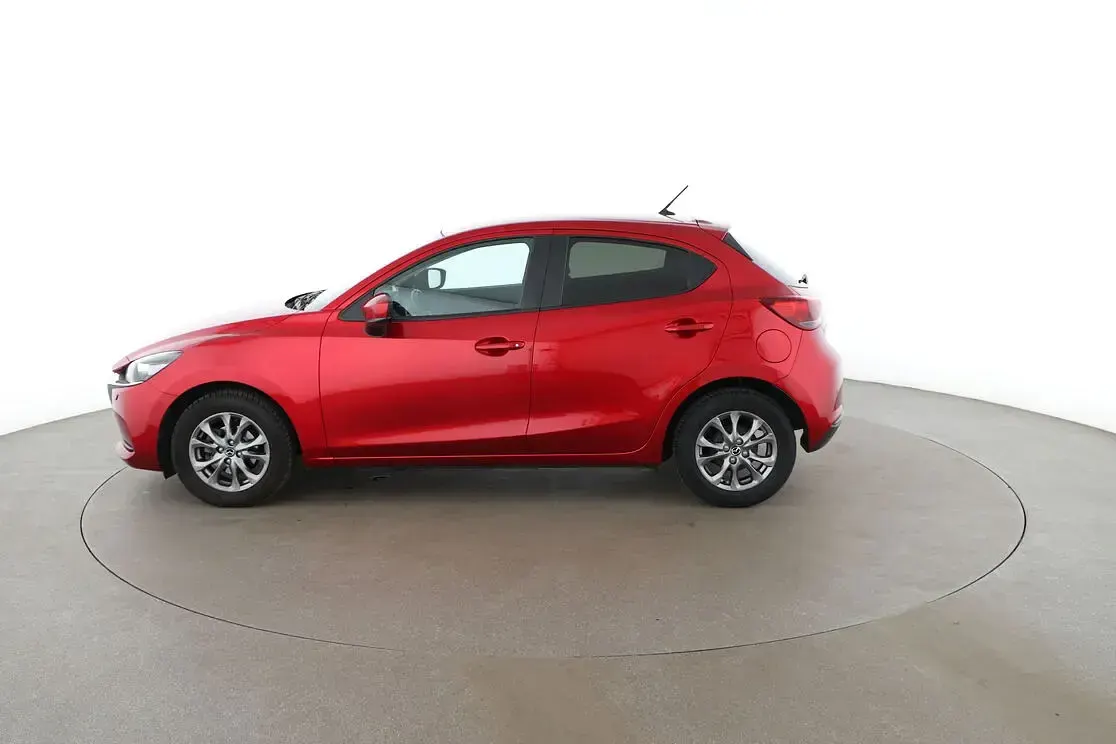Gebraucht Mazda 2 Exclusive-Line 90 PS (66 kW) 2021 Rot Limousine