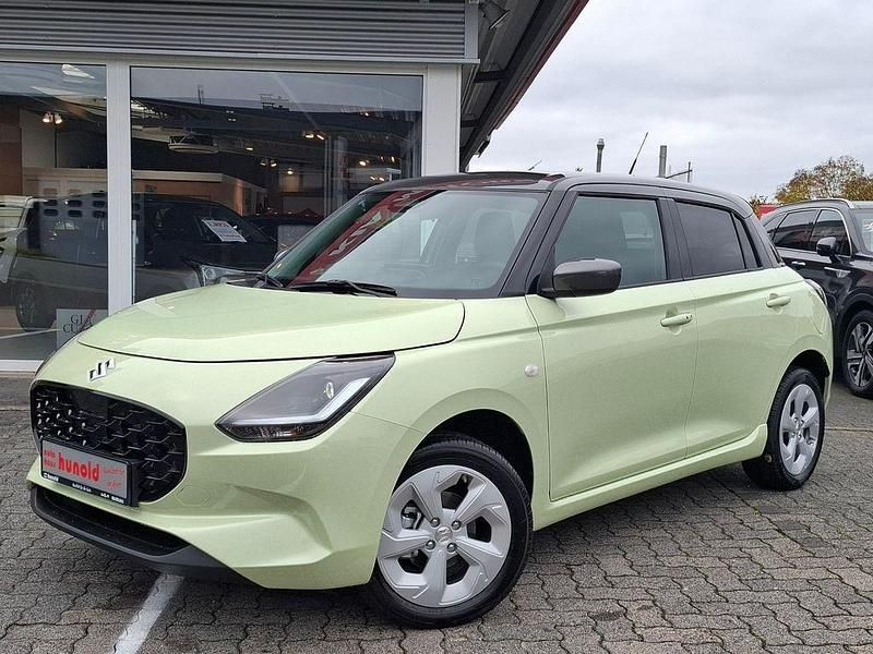 Gelb Neu 2025 Suzuki Swift Comfort Kleinwagen | 21.700 € - Bild 1/4