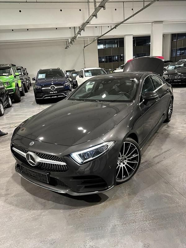 Grau Gebraucht 2019 Mercedes CLS300 Coupé | 38.500 € (Fairer Preis) - Bild 1/4