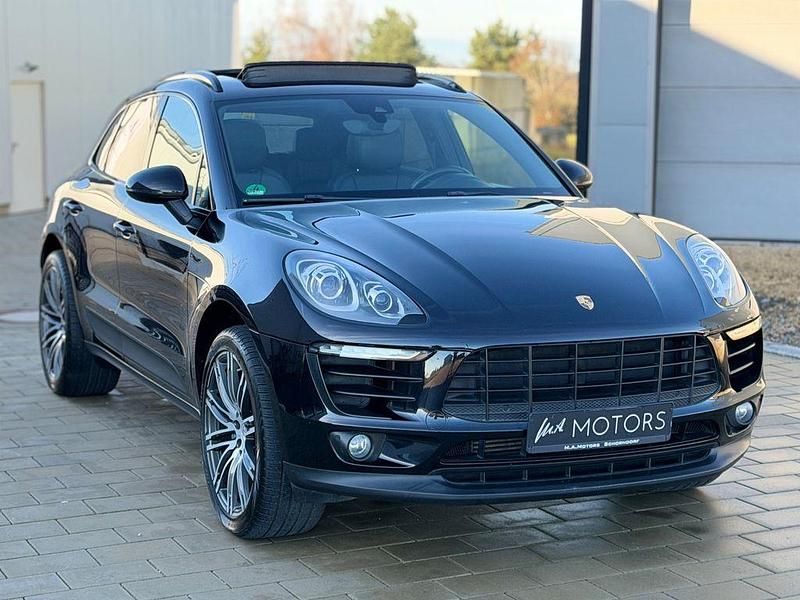 Schwarz Gebraucht 2016 Porsche Macan S SUV | 35.890 € (Fairer Preis) - Bild 1/4