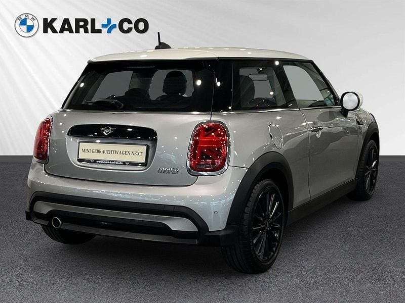 Gebraucht Mini Cooper Essential 136 PS (100 kW) 2022 Silber Kleinwagen