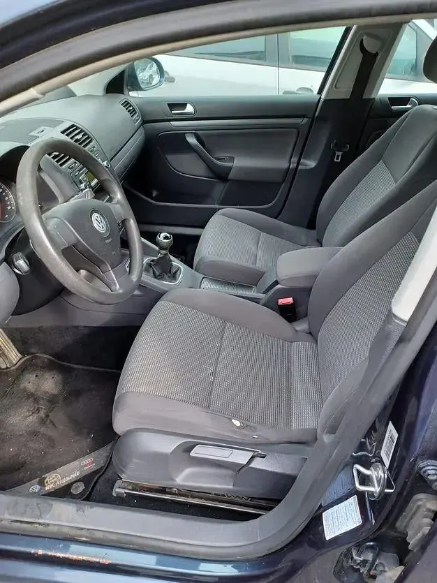 Gebraucht VW Golf VI 105 PS (77 kW) 2008 Blau Kleinwagen
