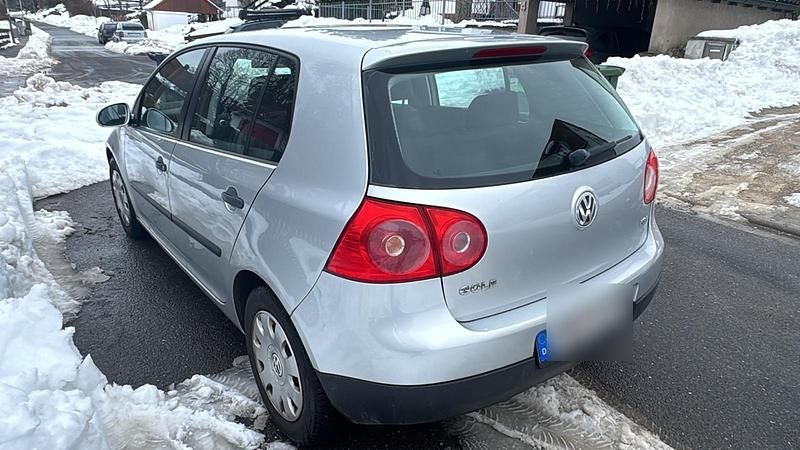 Silber Gebraucht 2004 VW Golf V Kleinwagen | 2.950 € (Fairer Preis) - Bild 1/4