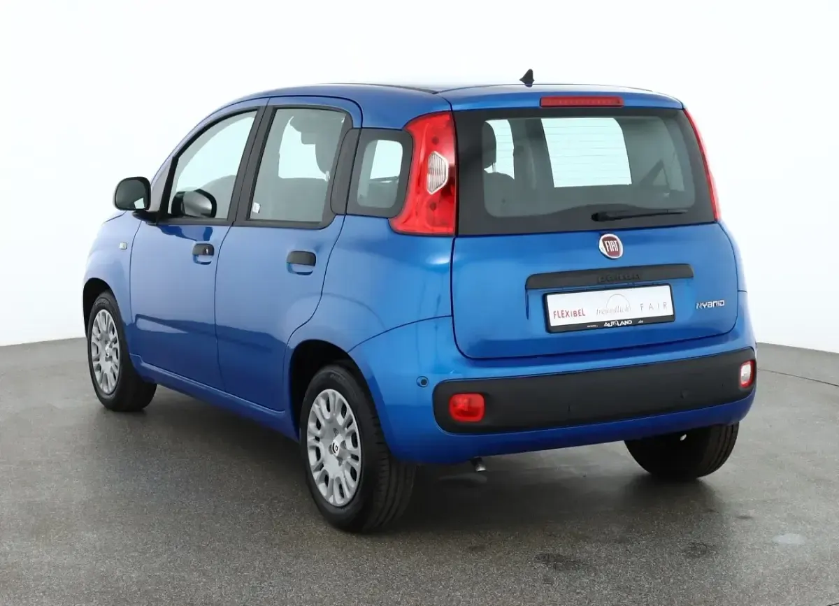Nouvelle Fiat Panda 71 ch (52 kW) 2025 Bleue Citadine
