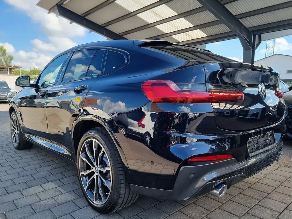 Gebraucht BMW X4 M Sport 286 PS (210 kW) 2021 Schwarz SUV