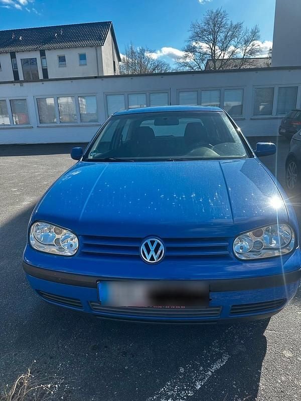 Gebraucht VW Golf IV 75 PS (55 kW) 2001 Blau Kleinwagen