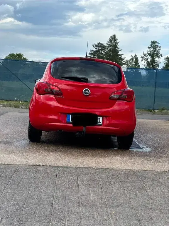 Gebraucht Opel Corsa Selection 69 PS (50 kW) 2016 Rot Kleinwagen