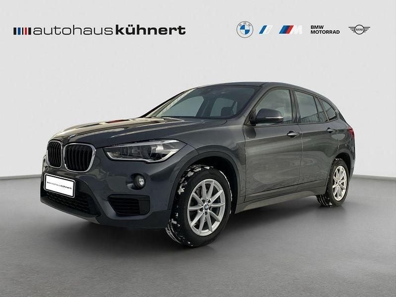 Grau Gebraucht 2019 BMW X1 Advantage SUV | 14.250 € (Superpreis) - Bild 1/4