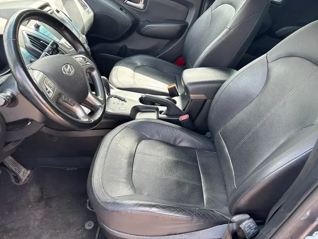 Gebraucht Hyundai ix35 Style 184 PS (135 kW) 2015 Grau SUV