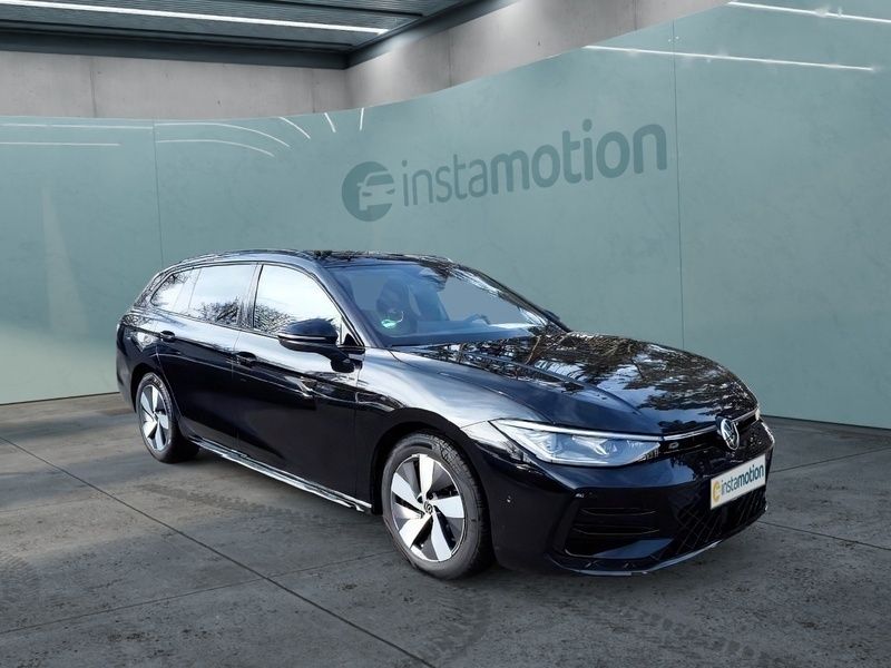 Schwarz Gebraucht 2024 VW Passat R-line Kombi | 40.100 € (Fairer Preis) - Bild 1/2