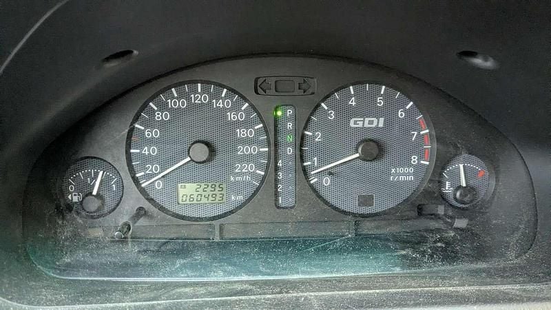 Gebraucht Mitsubishi Space Star 122 PS (89 kW) 2000 Van / Kleinbus