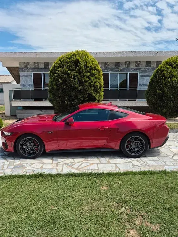Gebraucht Ford Mustang GT 446 PS (328 kW) 2025 Rot